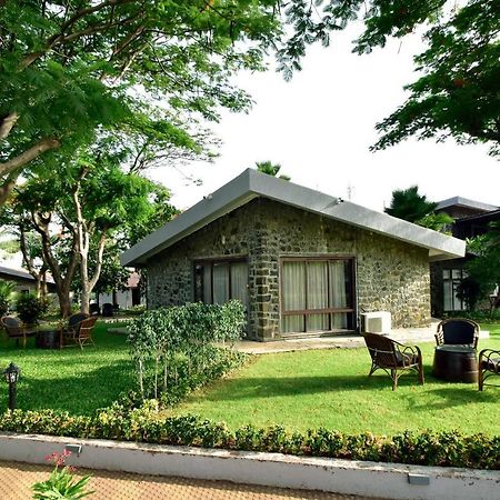 Caves County Resort Nashik Exterior foto