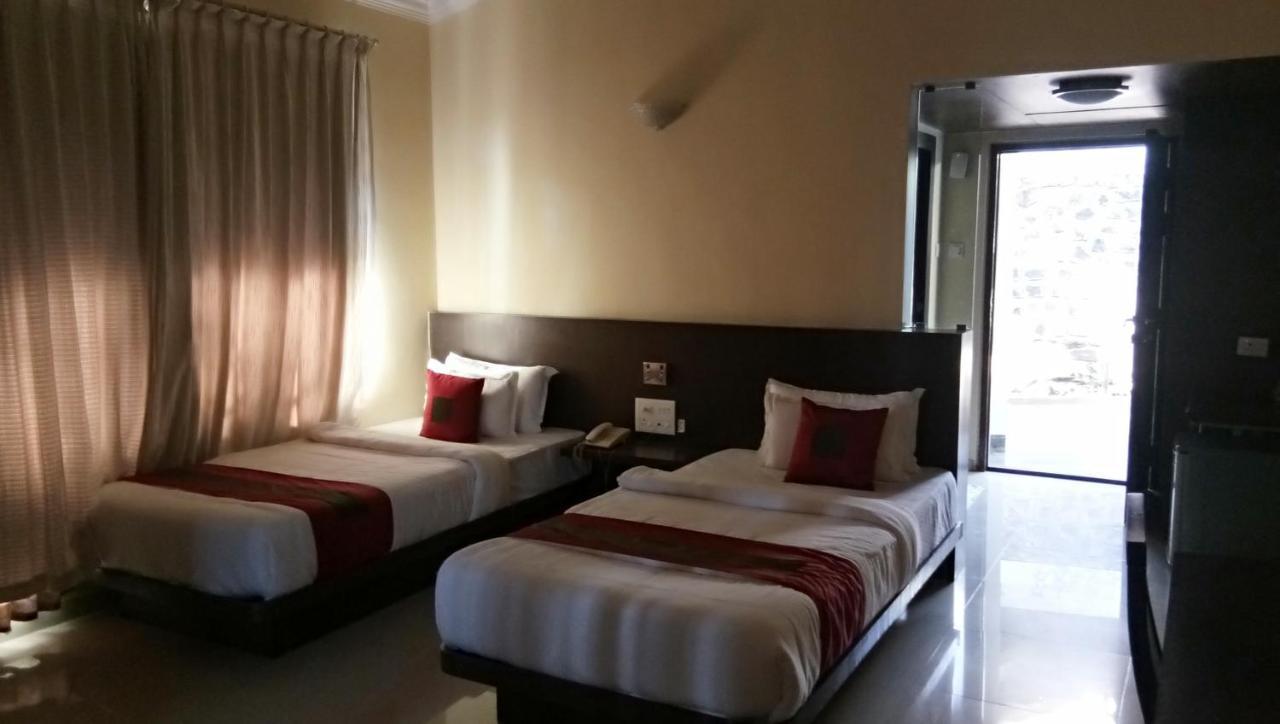Caves County Resort Nashik Exterior foto
