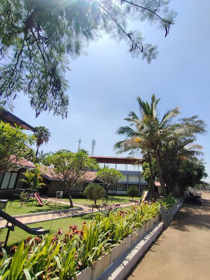 Caves County Resort Nashik Exterior foto