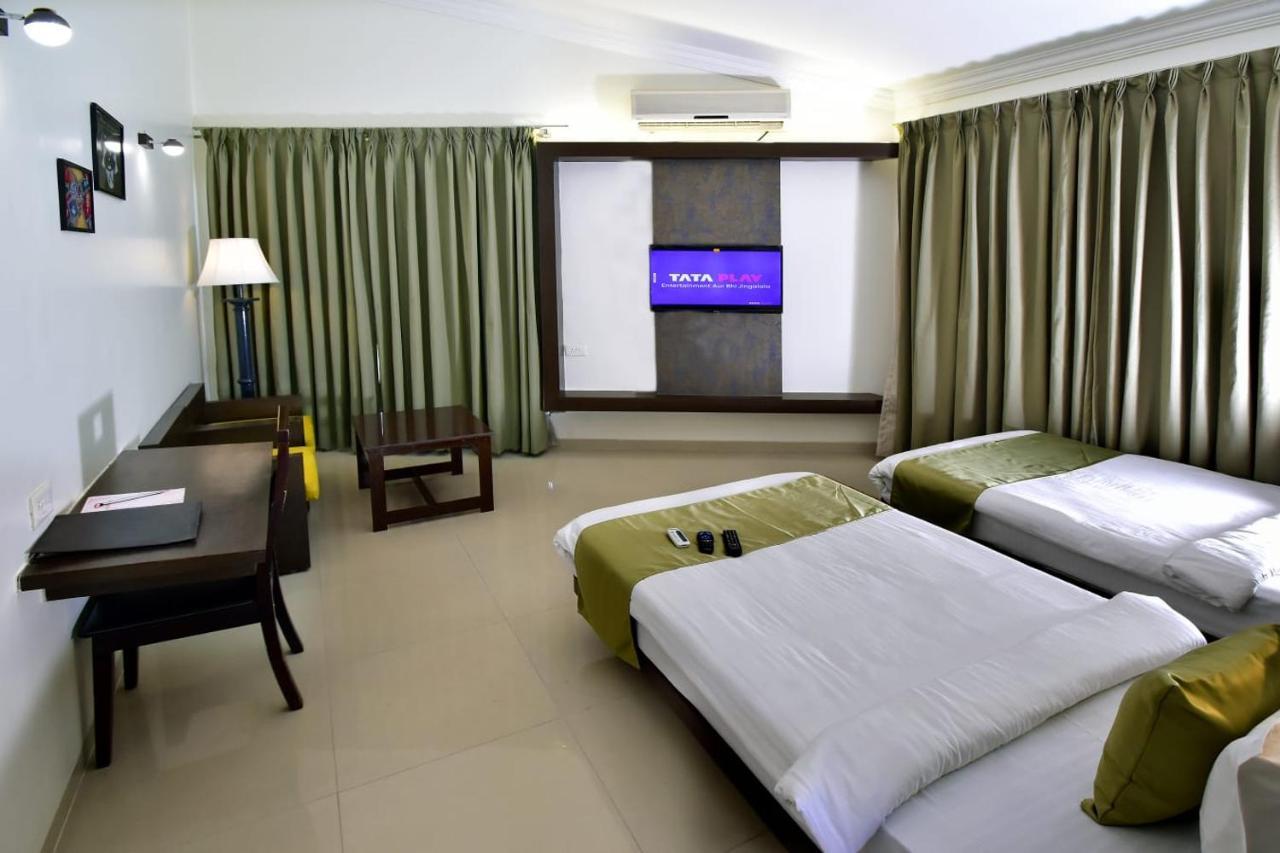 Caves County Resort Nashik Exterior foto