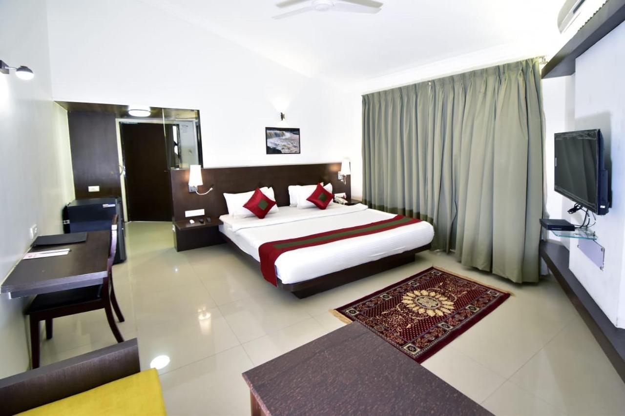 Caves County Resort Nashik Exterior foto