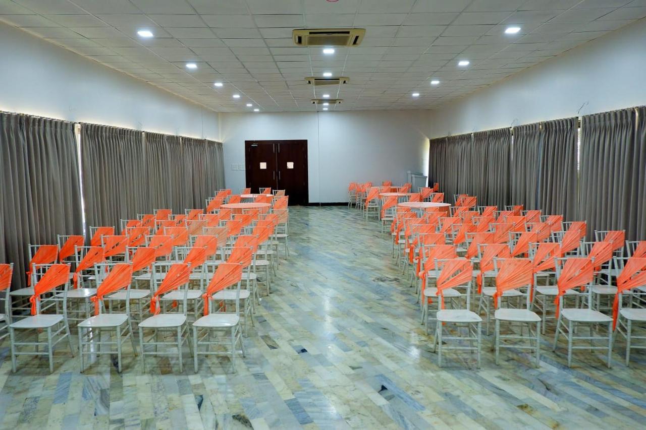 Caves County Resort Nashik Exterior foto