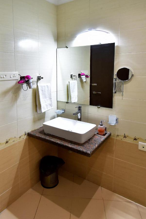 Caves County Resort Nashik Exterior foto