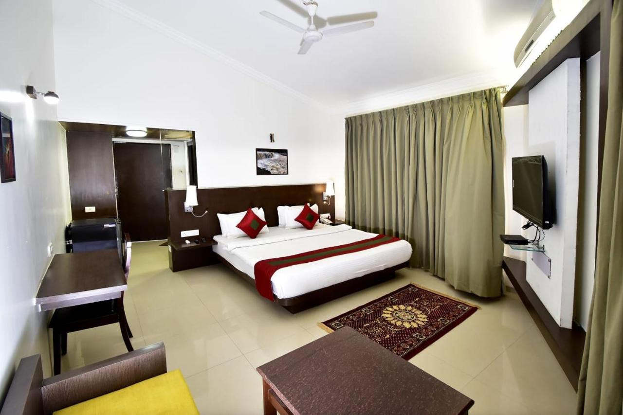 Caves County Resort Nashik Exterior foto